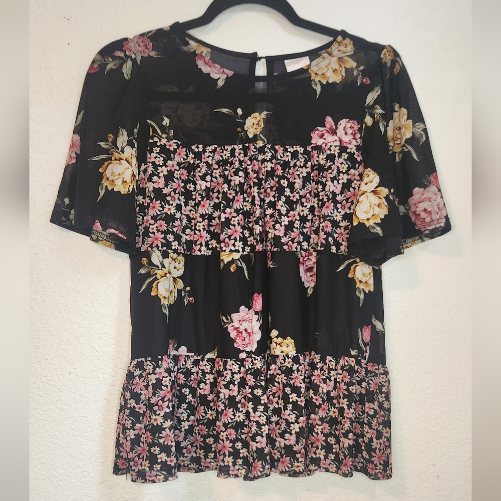 Luna Teired Floral Short-Sleeve Blouse, Size S